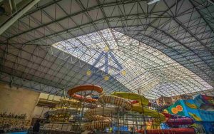 اجرای سازه فضایی برای سقف پارک آبی